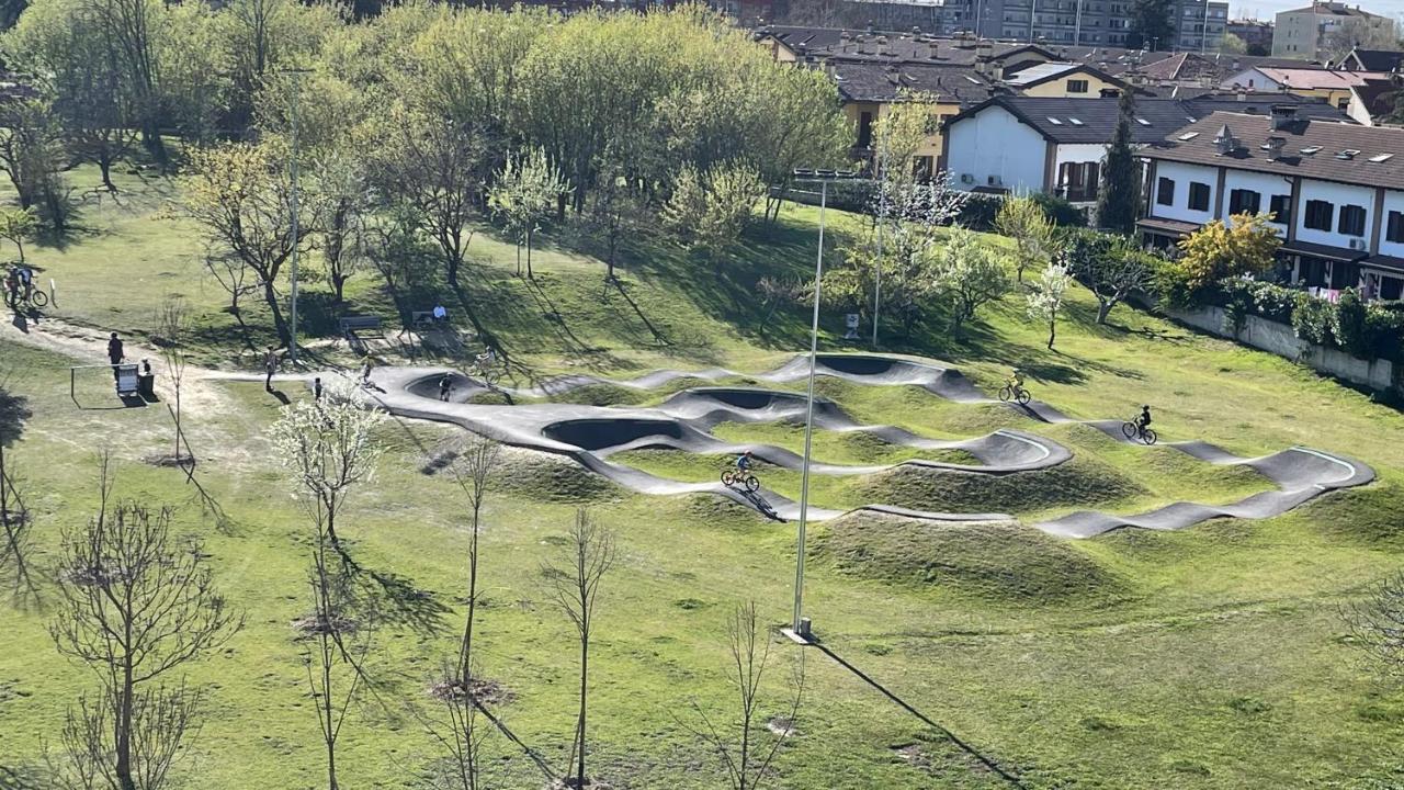 Pacy - Park City Home San Giuliano Milanese Luaran gambar