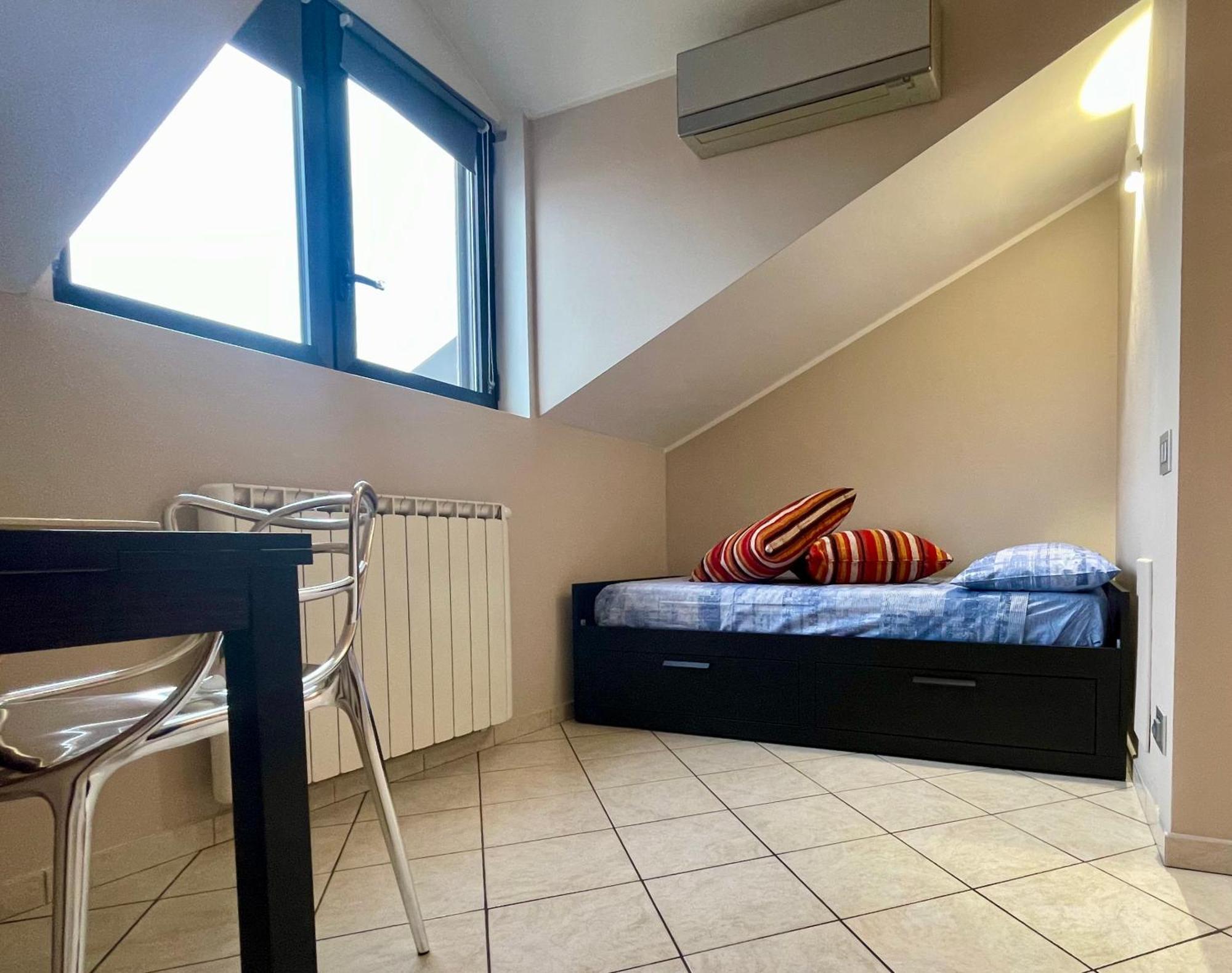 Pacy - Park City Home San Giuliano Milanese Luaran gambar